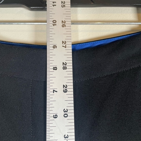 Aritzia Wilfred Alara Color Block Trouser Pants Black Burgundy Crepe Womens 4 - Picture 7 of 13